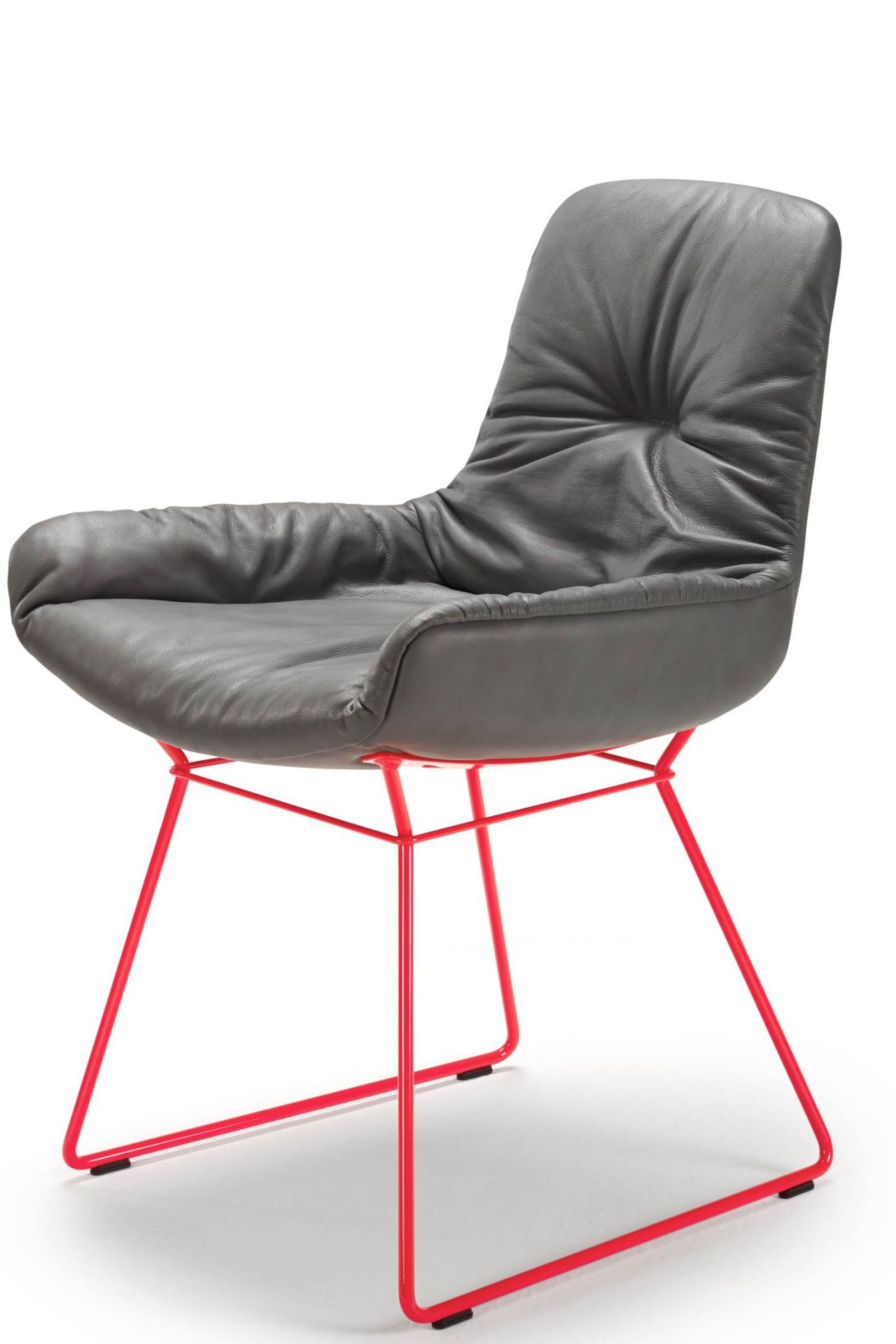 Leya chair armrest low Freifrau Manufaktur FREIFRAU LEACL